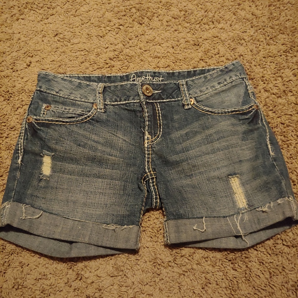 Amethyst jean shorts
